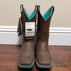 Ariat Brown Boots with Teal Highlights